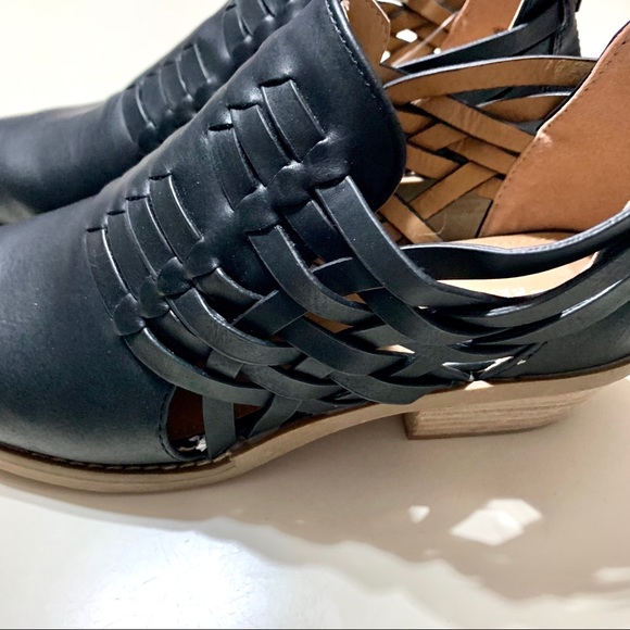 🧺 Basketweave Booties 🧺 “NWOT” - Picture 6 of 7